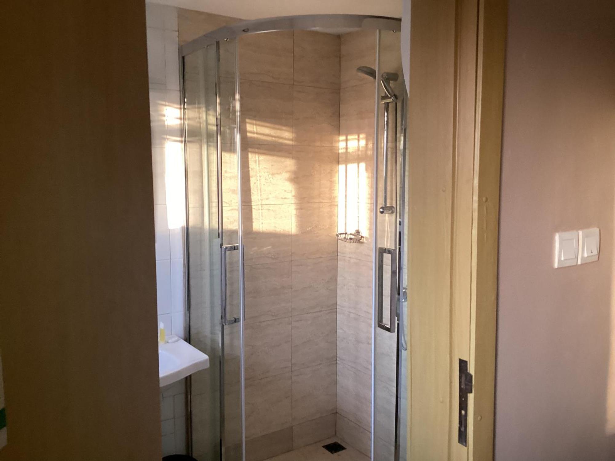 Adis Hotels Ιμπαντάν Εξωτερικό φωτογραφία